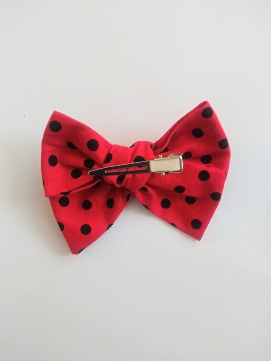 Fabric knotted hair bow,anime hair clips, children hair clip red hair clip , handmade hair accessories