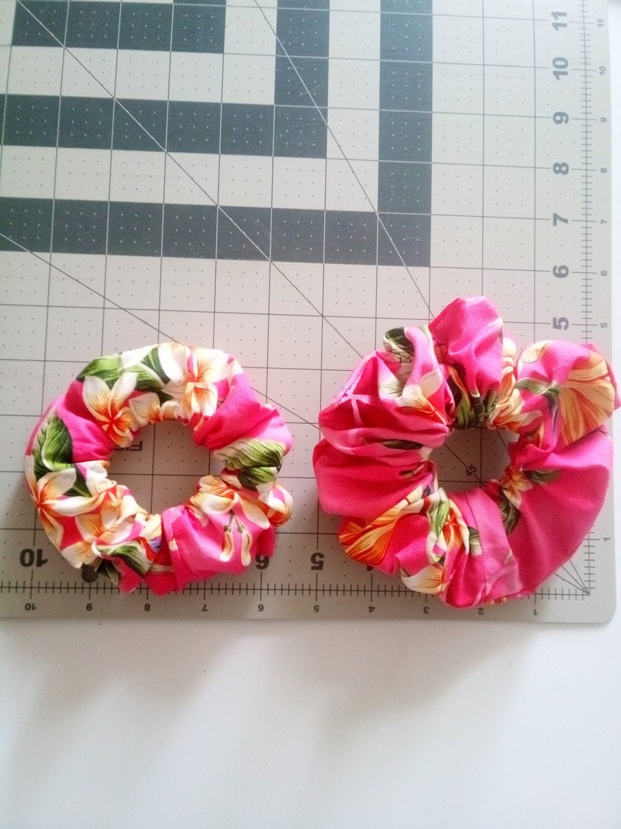 Hawaiian scrunchie,pink scrunchie, floral scrunchie,hair ties, elastic, handmade hair accessories