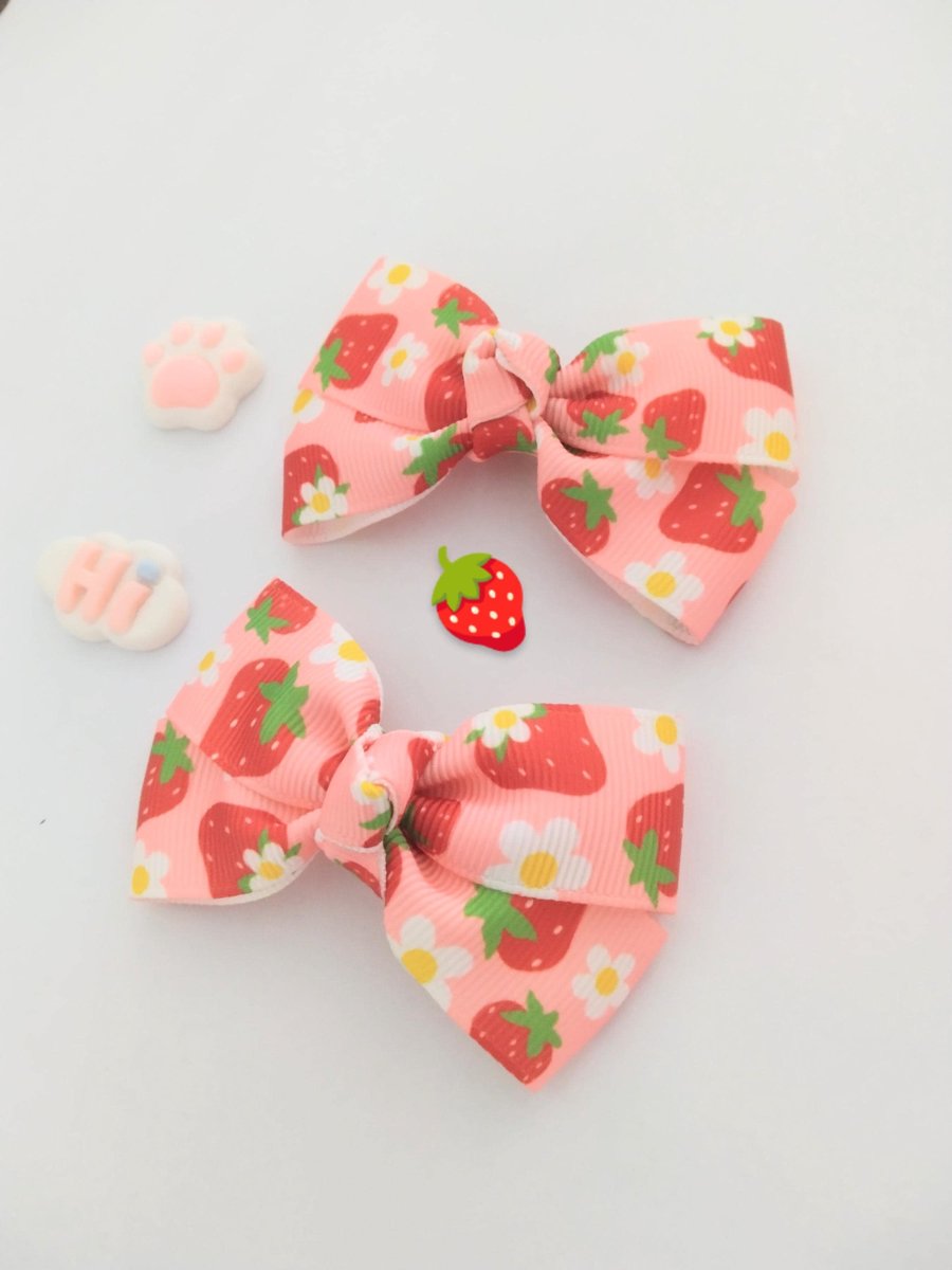 Strawberryhair clip for kids, Piggy bows, Children hair clip,small hair clips,kawaii hair clips handmade hair clips