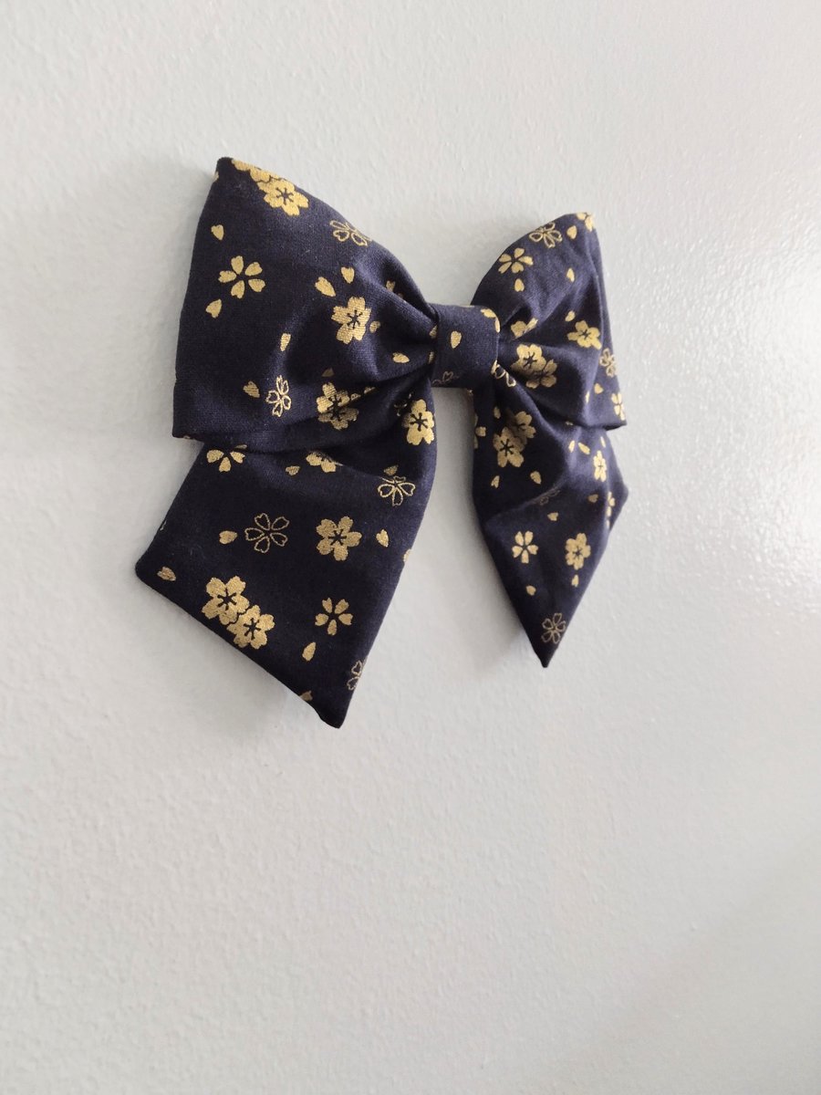 Japanese pattern hair bow, hair bow,Sakura print hair bow, hair bow for adults, Sailor hair bow, handmade hair bow
