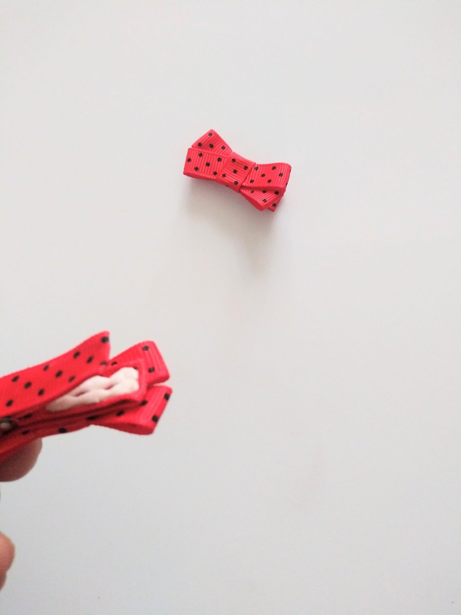 Piggy hair clips, small hair clips, red hair clips, anti-slip hair clip, Ladybug pattern