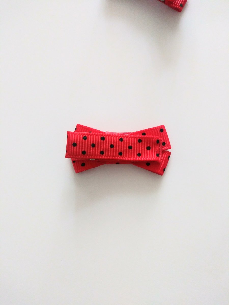 Piggy hair clips, small hair clips, red hair clips, anti-slip hair clip, Ladybug pattern