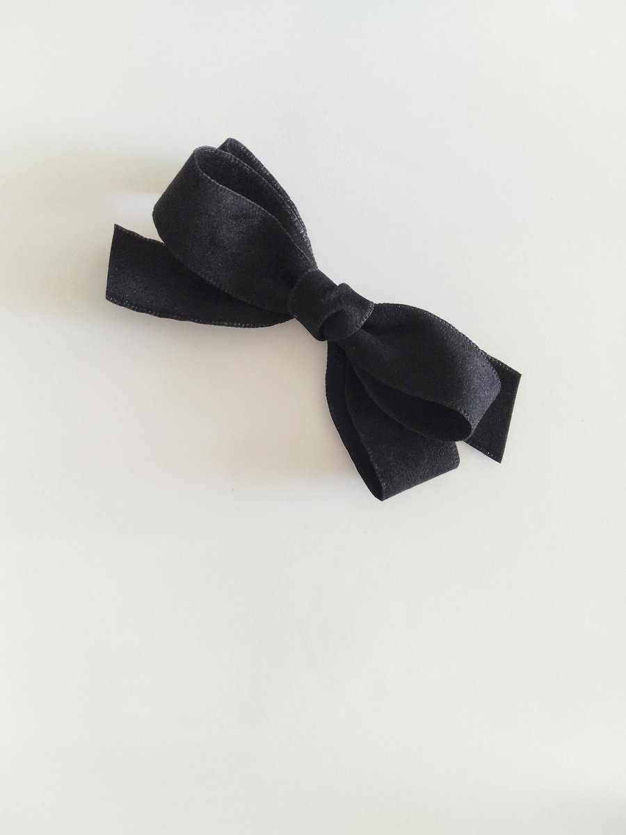 Suede Hair barrette for adults, handmade hair Barrette,hair bows, hair clips, pink hair bows,Black hair bows