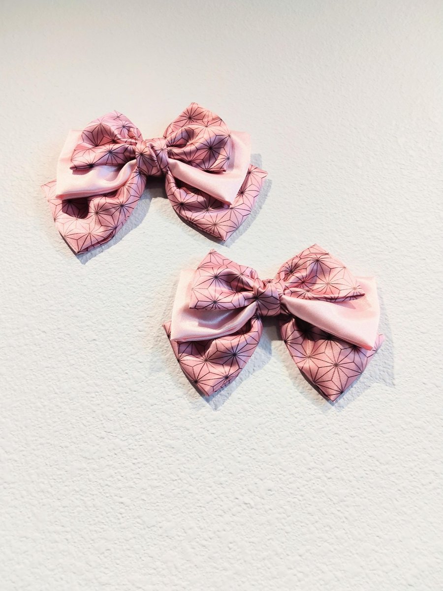 Pink Satin hair bow, Character hair bow,Japanese hair bow, Big hair bow, Cosplay