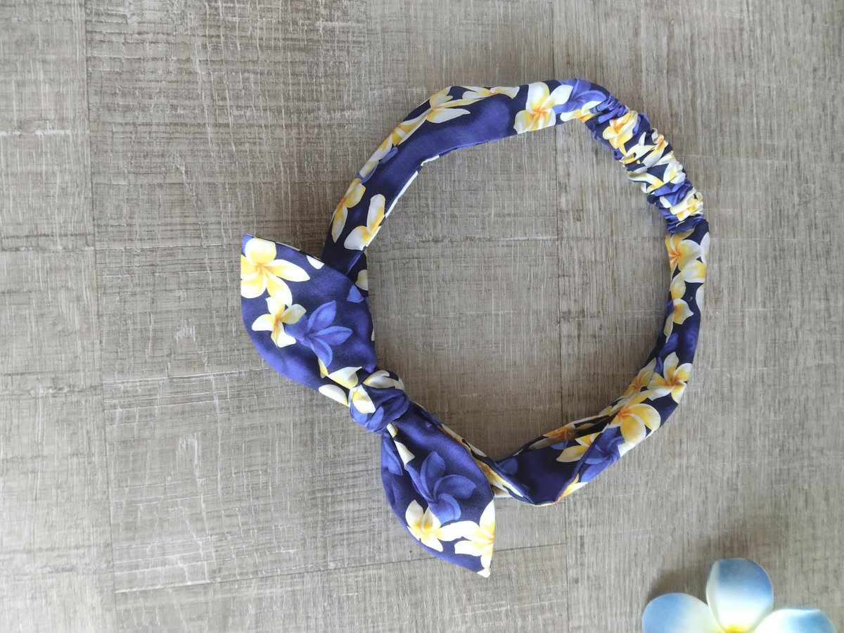 Aloha Knotted Headband: Hawaiian Floral Print, Handmade Cotton Hair Accessory