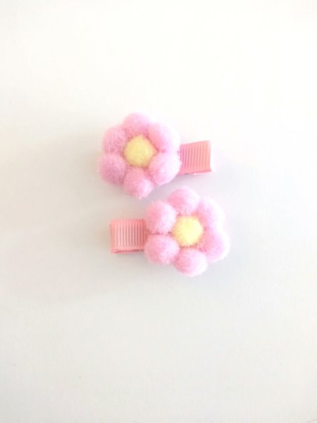 Pompom clips  pair Daisy, children hair clip, anti-slip clip ,kawaii clip girl hair clip handmade hair accessories